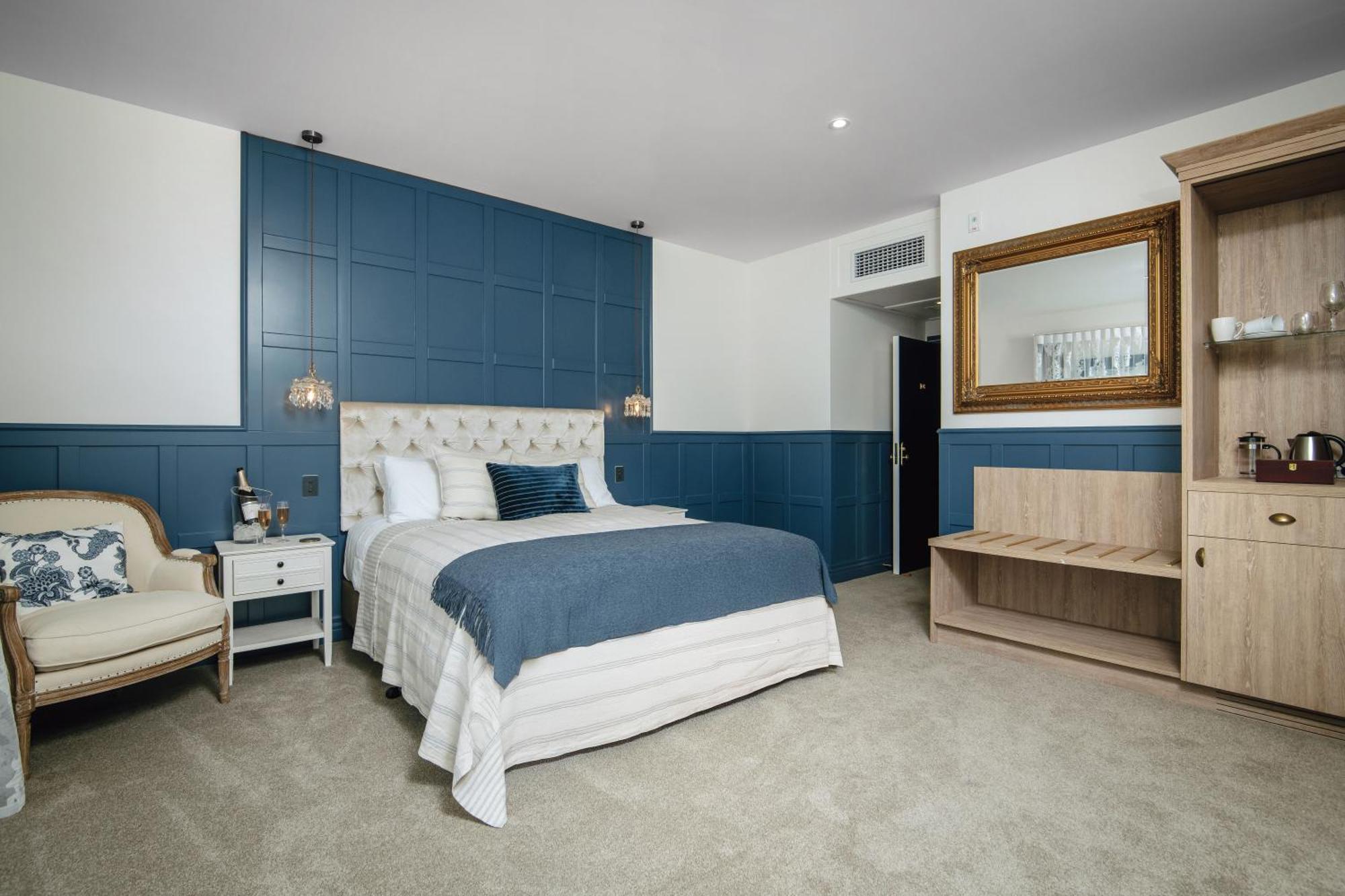 The Pier Hotel Kaikoura Bagian luar foto