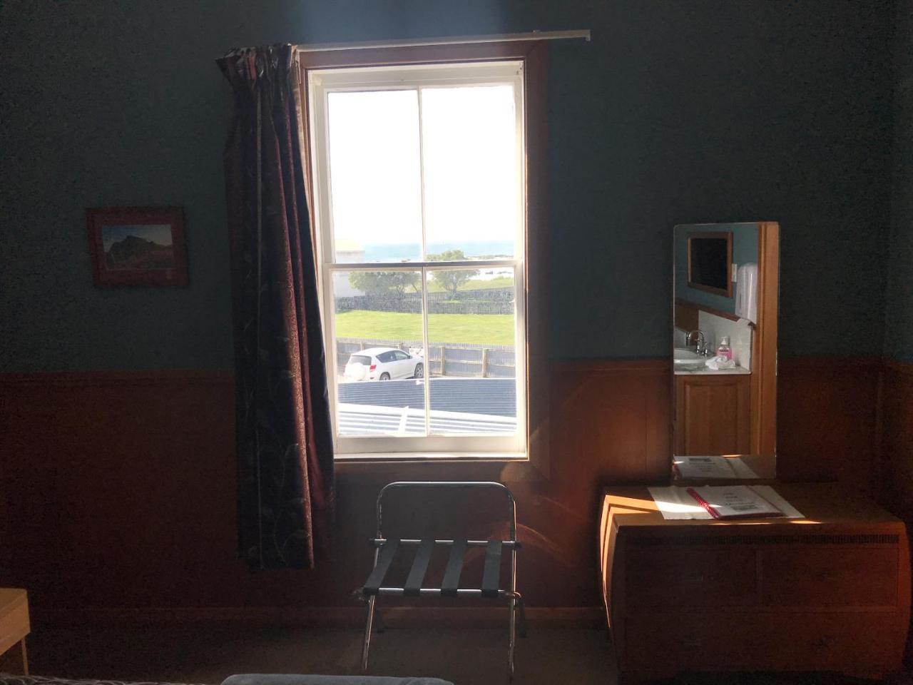 The Pier Hotel Kaikoura Bagian luar foto