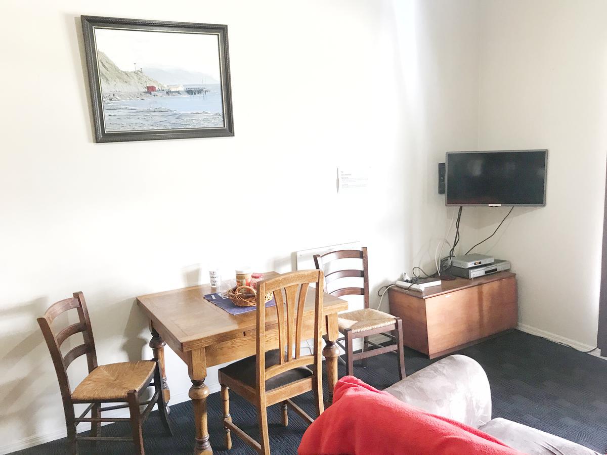 The Pier Hotel Kaikoura Bagian luar foto